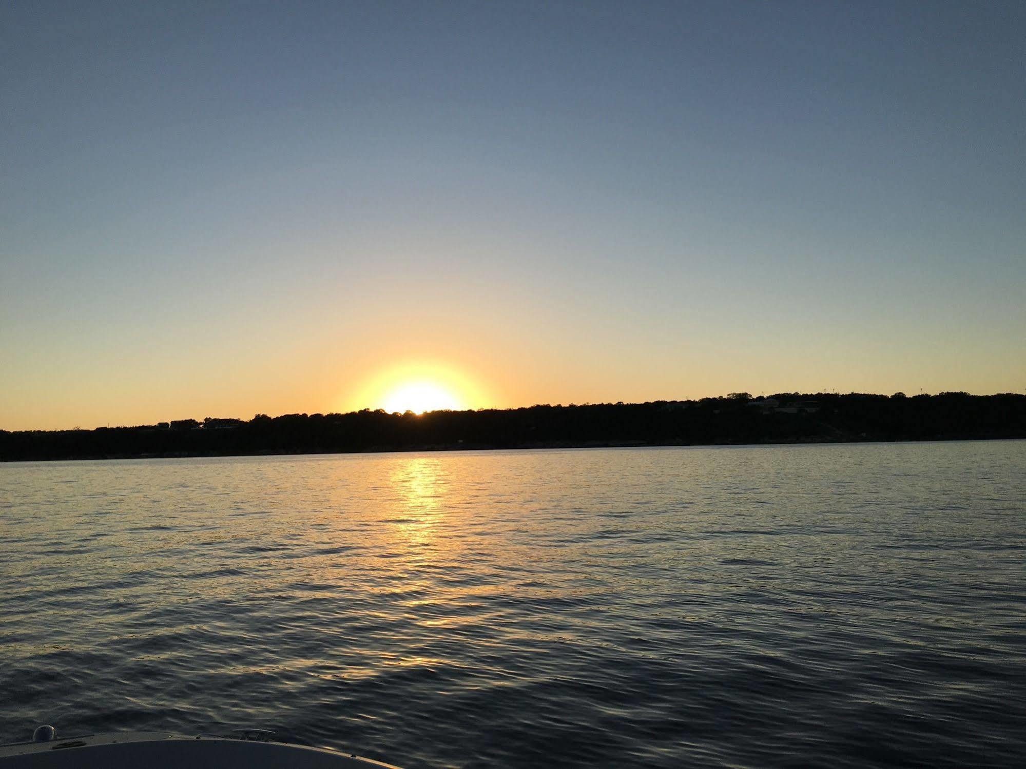 The Cove Bnb Hudson Bend Bagian luar foto